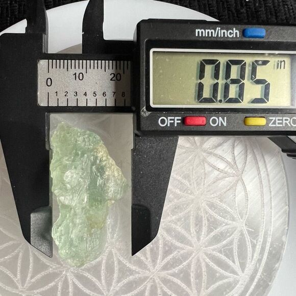 Green Fluorite Raw‎ Crystal Free Form - Picture 8 of 11